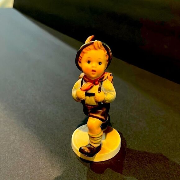 School Boy by M J Hummel Figurine. - Picture 1 of 4